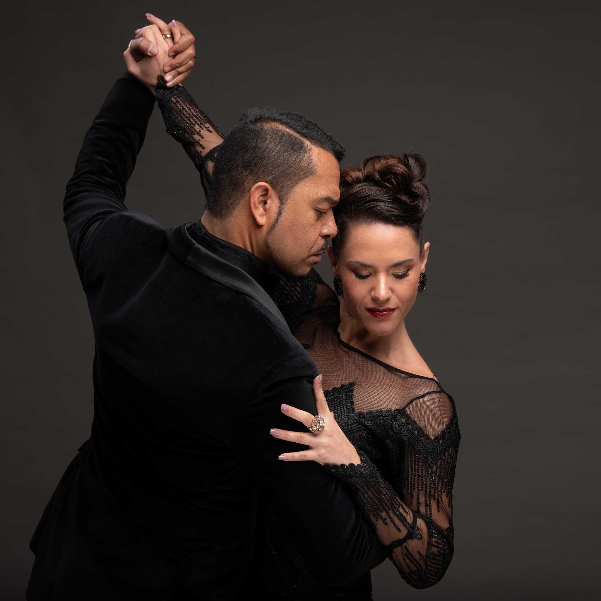 Carlos & Mirella Santos David